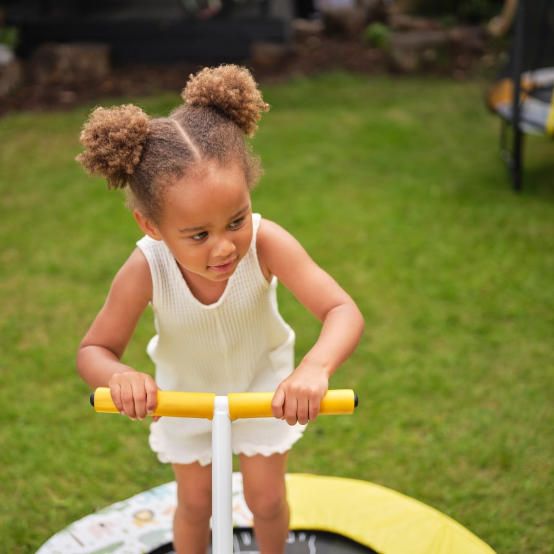 Trampolin "Junior Bouncer" mit Dschungel -Sound 